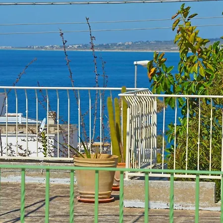 Casa Colombo - Rosariavacanze *