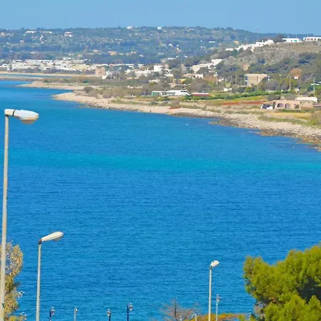 Casa Colombo - Rosariavacanze *