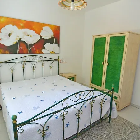 Casa Colombo - Rosariavacanze بيت للعطل *