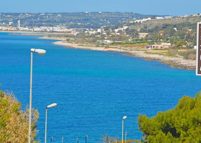 Casa Colombo - Rosariavacanze *